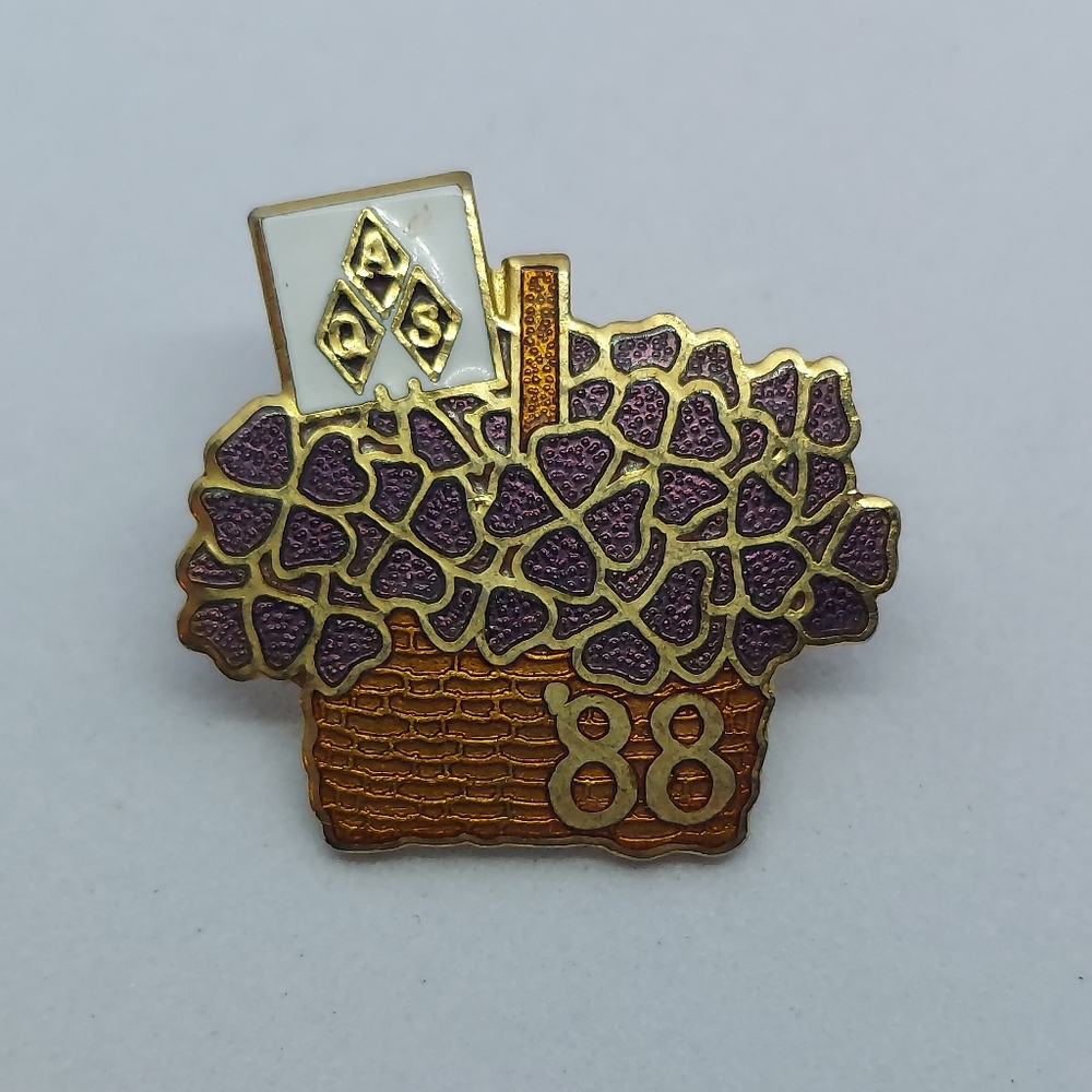 QAS '88 Pin Flower Basket - Picture 1 of 5
